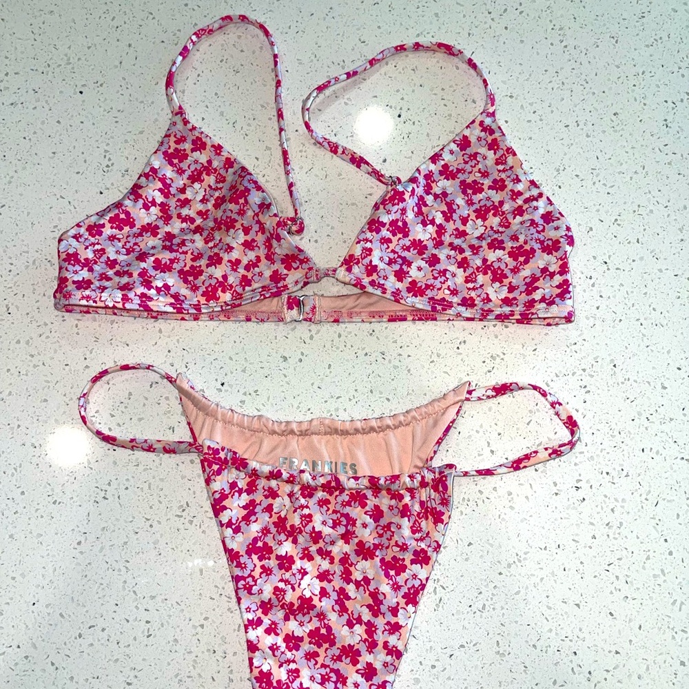 Frankie’s Bikinis Bikini Set